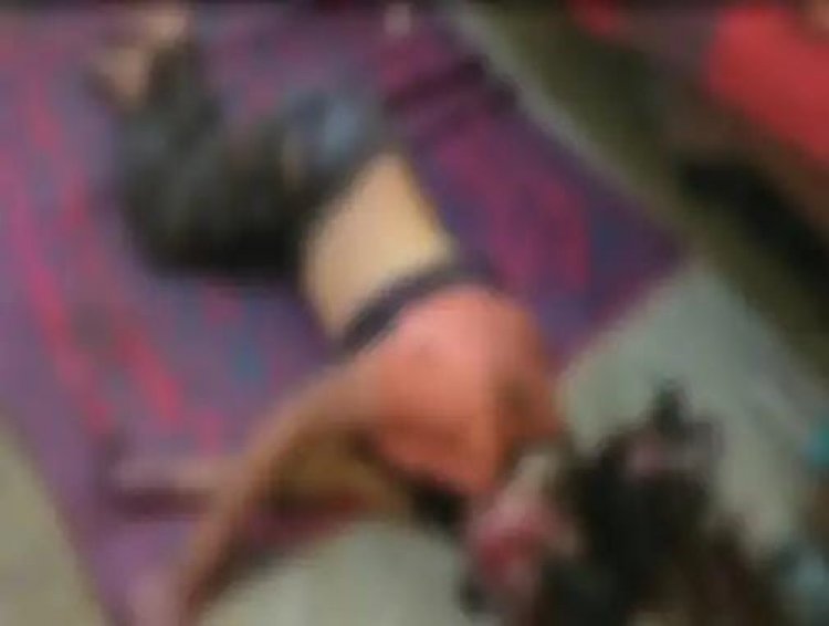 *बंद कमरे में मिली फंदे से लटकी युवती की लाश, ब्वायफ्रेंड हिरासत में परिजन बोले बेटी का हुआ है मर्डर*
