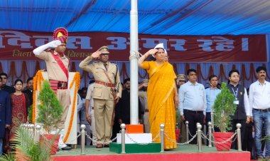 आजादी का 77 पर्व गरिमामय माहौल में मनाया गया,