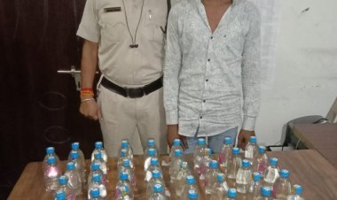 ड्राई डे के दिन शराब बेचने वाले आदतन को पुलिस ने किया गिरफ्तार
