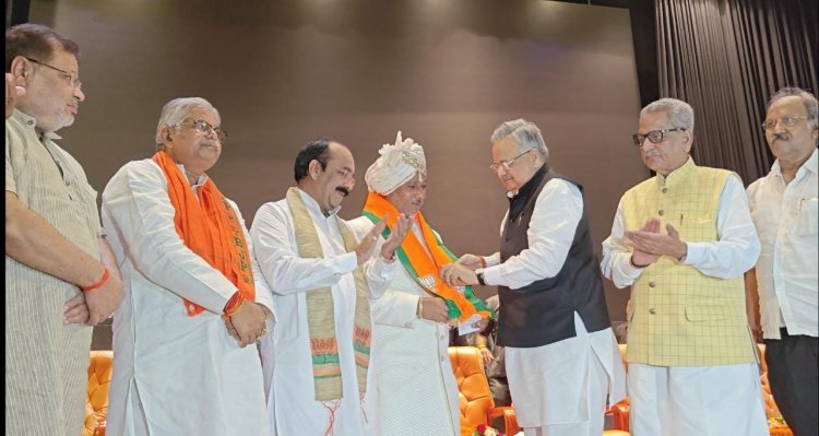 धर्मगुरु बालदास बीजेपी में हुए शामिल,पार्टी प्रवेश के बाद बेटे के लिए इस सीट से की दावेदारी