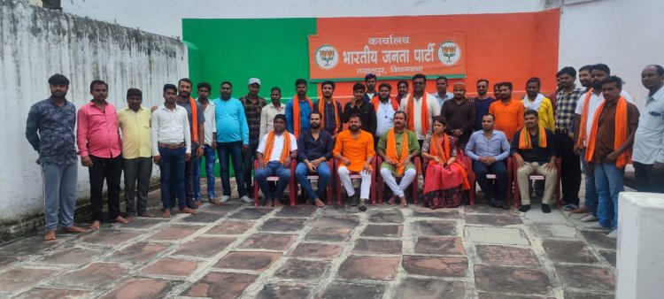 विधानसभा तखतपुर प्रवास पर आए असम के विधायक का  हर्षिता पांडेय के नेतित्व में किया स्वागत