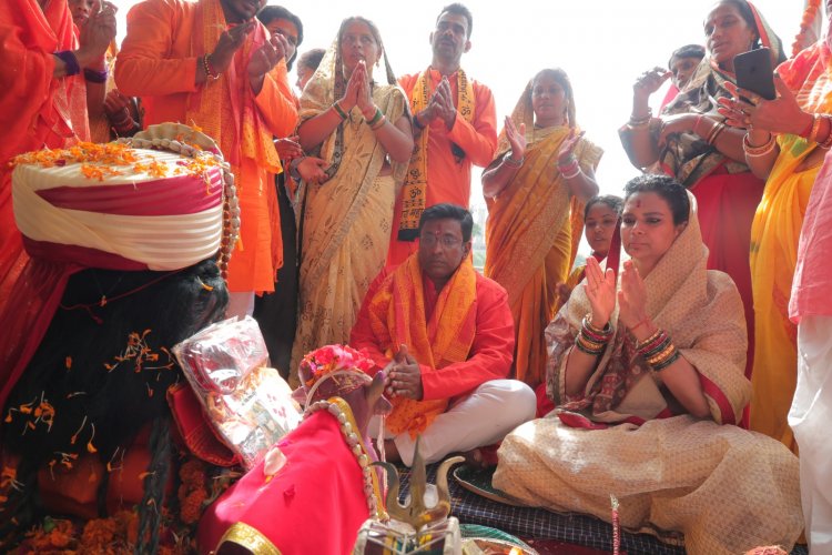 बीरगांव के प्राचिन शिव मंदिर में पकंज शर्मा ने किया रुद्रअभिषेक, विशाल भंडारे में खुद किया महाप्रसाद का वितरण