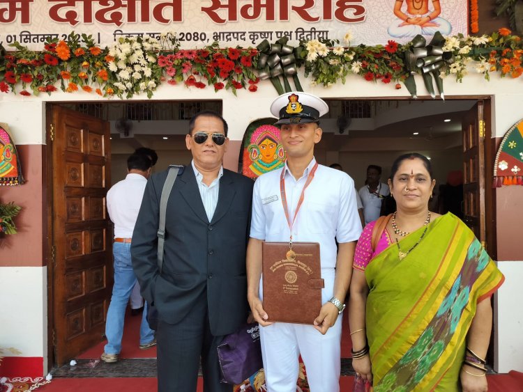 तीनो सेनाओं के सर्वोच्च सेनापति से इंडियन नेवी के असिस्टेंट कमांडिंग ऑफिसर, केंद्रीय विद्यालय शिक्षक, पुलिस स्कूल की शिक्षिका को मिला गोल्ड मेडल