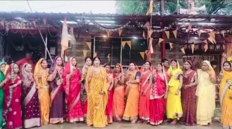 हलश्रष्ठि पर व्रत रखी महिलाओं ने ली शत प्रतिशत मतदान की शपथ