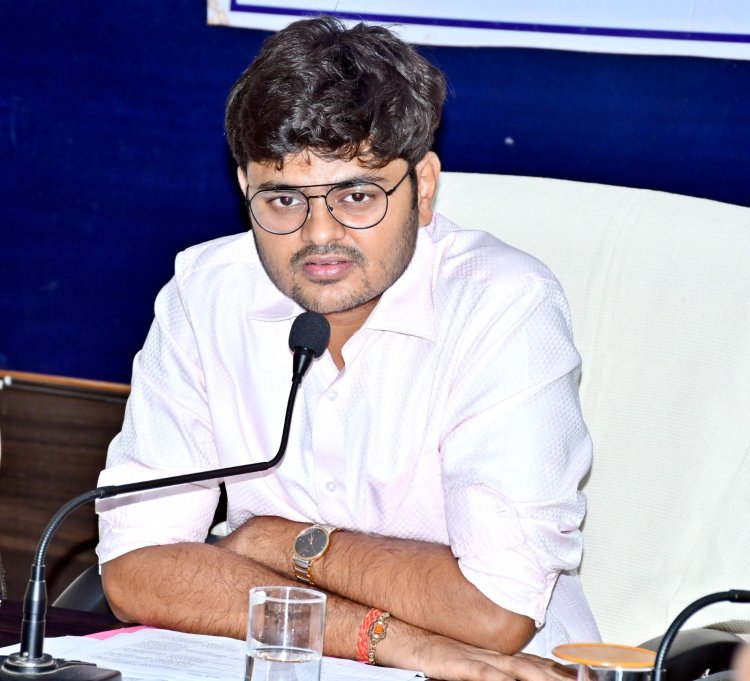 *कलेक्टर की अध्यक्षता में जिला स्तरीय मीडिया प्रमाणन एवं अनुवीक्षण समिति गठित*