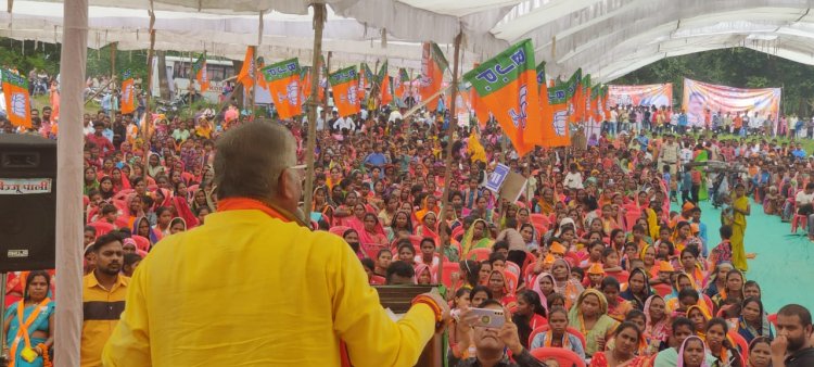 पूर्व विधानसभा अध्यक्ष धरमलाल कौशिक ने मरवाही में आयोजित आमसभा को किए संबोधित,कहा परिवर्तन यात्रा से परिवर्तन होना तय