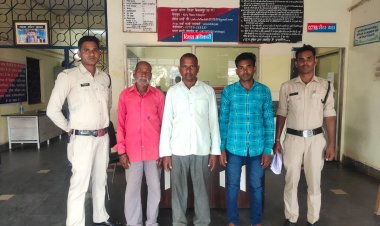 बीते दिनों नेवरा में 15गायों की मौत के मामले में गांव के तीन आरोपियों को पुलिस ने किया गिरफ्तार,जर्जर पंप हाउस में ठूंस ठूंस कर बंद कर दिया था दरवाजा