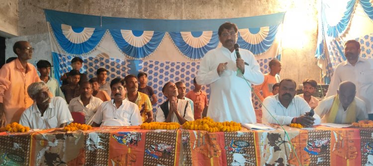 गांव - गांव तक पहुंची विकास की सडक, भूपेश सरकार मे प्रदेश का हो रहा चहुमुखी विकास - राजेन्द्र शुक्ला