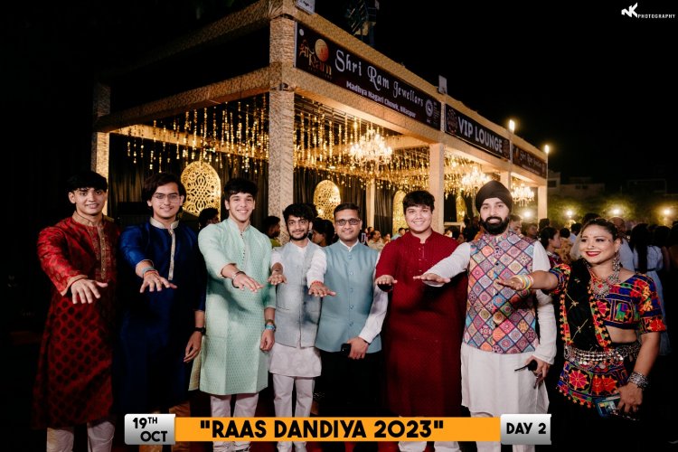 10 हजार से ज्यादा प्रतिभागियों ने मतदाता जागरूकता गीत पर किया डांडिया,जिला पंचायत सीईओ अजय अग्रवाल ने दिलाई मतदान की शपथ