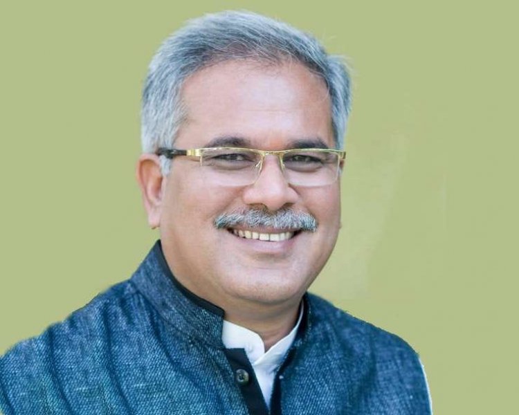 बालोद की चुनावी सभा में मुख्यमंत्री भूपेश बघेल ने पूर्व सीएम डा रमन सिंह को लिया आड़े हाथों,कहा 15साल के कार्यकाल में रमन सिंह ने अडानी को सौंपा खदान और खनिज संपदा