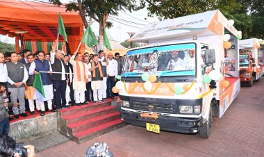 प्रधानमंत्री  नरेंद्र मोदी ने छत्तीसगढ़ समेत पांच राज्यों में विकसित भारत संकल्प यात्रा का किया शुभारंभ, राजधानी रायपुर में मुख्यमंत्री विष्णु देव साय ने संकल्प यात्रा के वाहनों को हरी झंडी दिखाकर किया रवाना