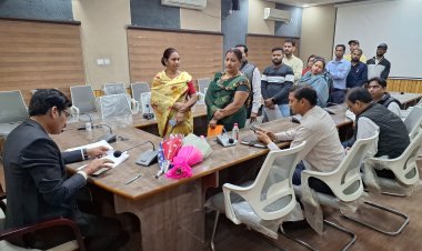 जन चौपाल में अपर कलेक्टर ने सुनी आम जन की समस्याएं, अवैध वसूली,अवैध निर्माण सफाई ठेकेदार की मनमानी सहीत कई अन्य मामलों को लेकर की गई  शिकायत,कार्यवाही के निर्देश