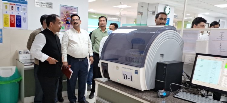 कलेक्टर ने किया जिला अस्पताल का निरीक्षण, चिकत्सा सुविधा और बेहतर करने दिए निर्देश