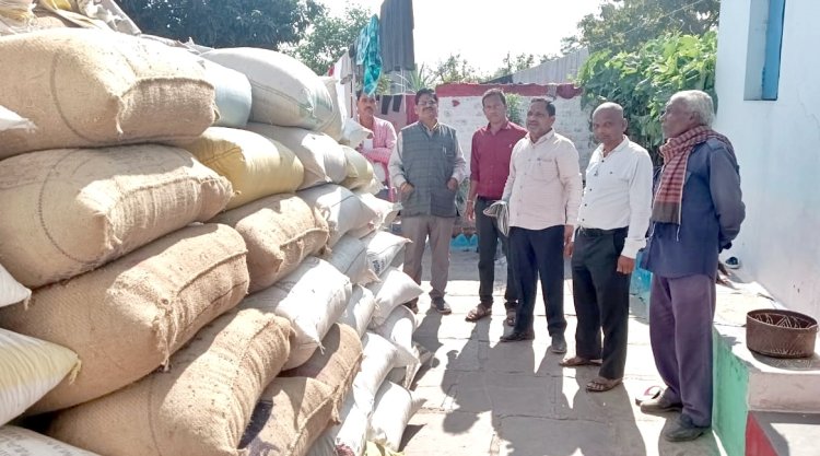 *अवैध धान पर छापामार कार्यवाही, 290 क्विंटल से अधिक धान जब्त