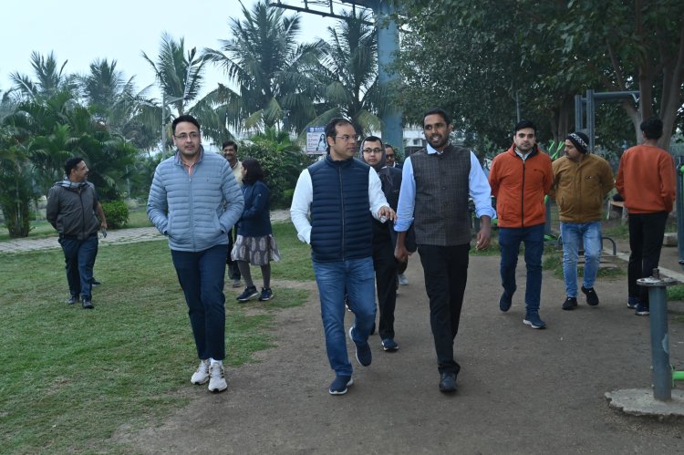 नगरीय प्रशासन विभाग के संचालक कुंदन कुमार, रायपुर कलेक्टर, नगर निगम कमिश्नर के साथ घनी बस्तियों का किया निरीक्षण भ्रमण