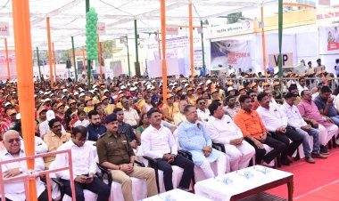 विकसित भारत,विकसित छत्तीसगढ़ के जिला स्तरीय कार्यकम का हुआ अयोजन,विधायक अमर अग्रवाल मुख्य अतिथि के रूप में हुए शामिल, प्रधान मंत्री मोदी ने किया 34हजार 427करोड़ का लोकार्पण एवं शिलान्यास