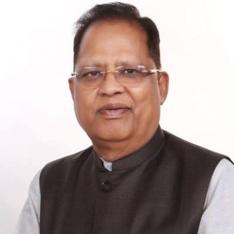 सिम्स के नए भवन के लिए 776करोड़ की सौगात के लिए पूर्व मंत्री अमर ने जताया आभार,कहा राजस्व मामलो की पेंडिंग के निपटारे के लिए अतिरिक्त न्यायालयो की स्थापना के लिए लोगों को मिलेगी सुविधा