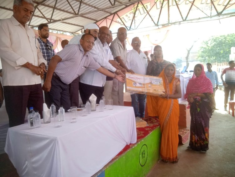 विकसित भारत संकल्प यात्रा में  प्रधानमंत्री आवास के हितग्राहियों को मिला 52 लाख   सैकड़ो नागरिको का मिला निशुल्क स्वास्थ्य परीक्षण का लाभ
