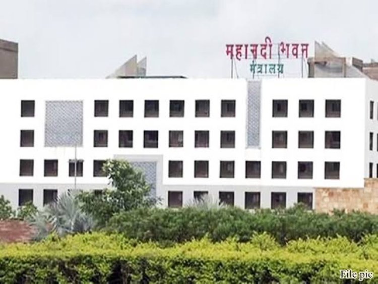ट्रांसफर न्यूज़: रायपुर, बिलासपुर, दुर्ग सहित बड़ी संख्या में उप पंजीयक के ट्रांसफ़र, देखिए लिस्ट