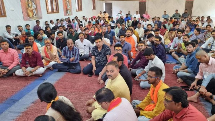 हिंदू नव वर्ष आयोजन समिति की बैठक संपन्न, शोभायात्रा का नेतृत्व करेंगे प्रभु श्रीराम