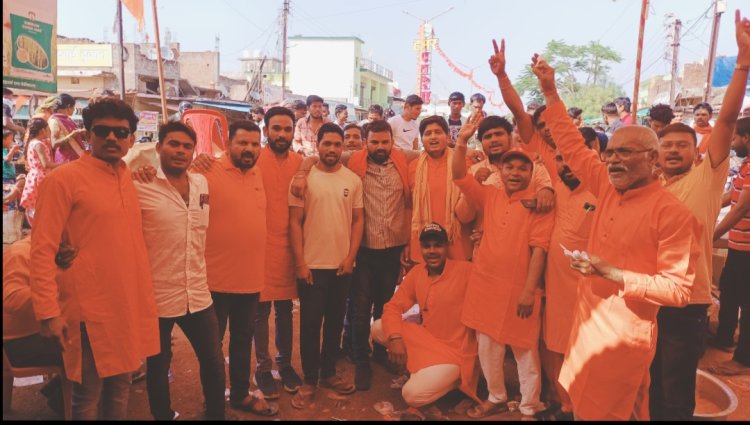 नगर में हनुमान जयंती की धूम:नगर के मंदिरों में हुआ विशेष हवन पूजन, दिनभर चला भंडाराें का दौर