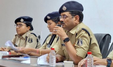 बिलासपुर पुलीस अधीक्षक रजनेश सिंह ने की जिले में संचालित डायल 112के कार्यों की समीक्षा