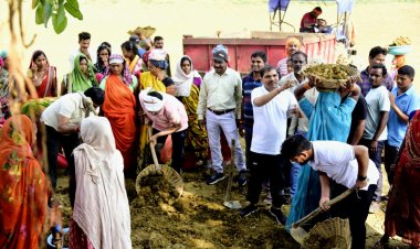 जल संरक्षण की दिशा में बढ़े कदम, कलेक्टर की अपील पर लागातार इस अभियान से जुड़ रहे लोग, जन सहयोग से पेश की जा रही मिसाल