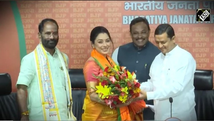एक्ट्रेस रूपाली गांगुली "अनुपमा"Bjp में शामिल, दिल्ली स्थित पार्टी कार्यालय में ली सदस्यता