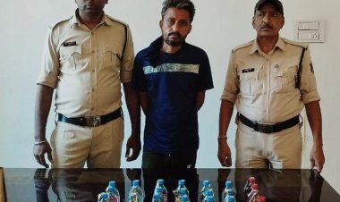 ड्राई डे पर अवैध शराब की बिक्री करने वाले को पुलिस ने किया गिरफ्तार,देशी अंग्रेजी शराब जप्त