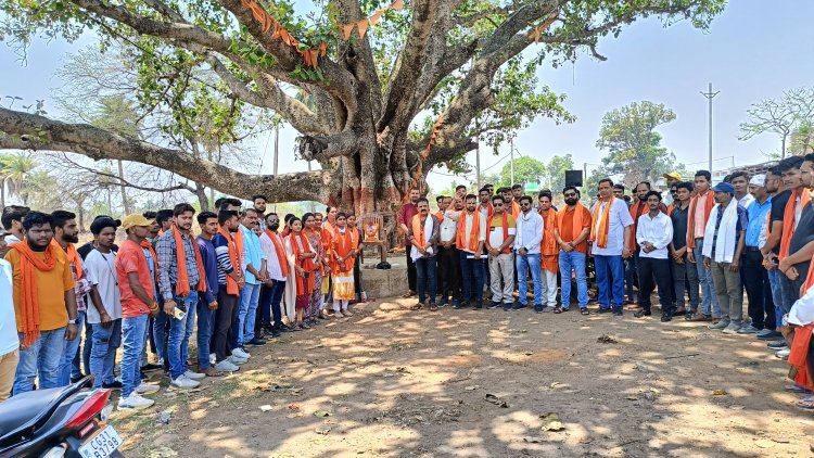नहीं पकड़ाए सुजीत सोनी के आरोपी विश्व हिंदू परिषद बजरंग दल जिला गौरेला पेंड्रा मरवाही ने कलेक्टर को सौंपा ज्ञापन एवम् दी श्रद्धांजलि