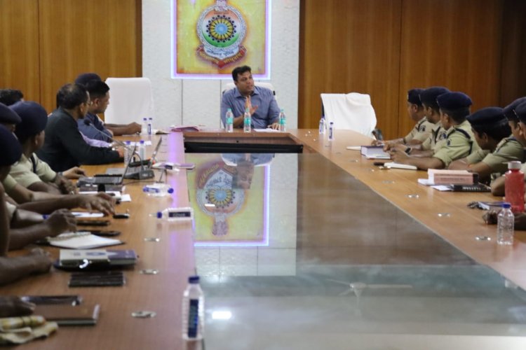 भारतीय न्याय संहिता 2023, भारतीय नागरिक सुरक्षा संहिता 2023, एवं भारतीय साक्ष्य अधिनियम 2023 ये तीन नवीन कानून के क्रियान्वयन हेतु पुलिस अधिकारियों का 01 दिवसीय कार्यशाला पुलिस अधीक्षक कार्यालय में सम्पन्न हुआ