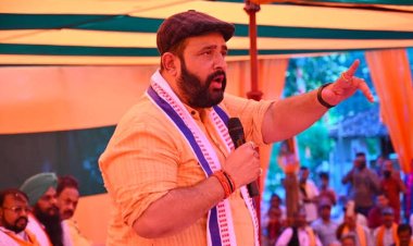 बाल बाल बचे Bjp नेता प्रबल प्रताप सिंह जूदेव, ट्रक ने उनके कार को मारी टक्कर,