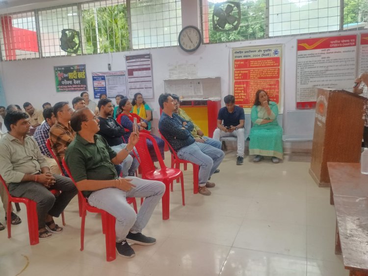 चिकित्सक दिवस पर डाक विभाग ने किया सेवाभावी डॉक्टरों का सम्मान