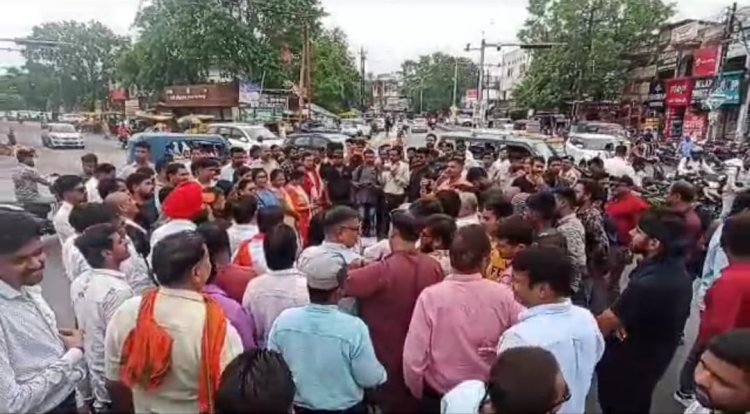 *राहुल गांधी के हिन्दू घृणा बयान पर भड़के भाजपा युवा मोर्चा ने फूंका पुतला