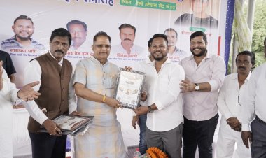 जिला ऑटो संघ के नवनिर्वाचित पदाधिकारी को विधायक अमर अग्रवाल ने दिलाई शपथ