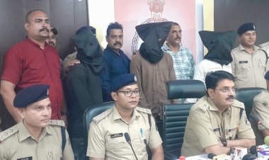 बंदूक दिखाकर महिला से लूट करने वाले आरोपियों को किया गिरफ्तार