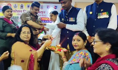 भाजपा नेत्रियों ने पूर्व सैनिक,पुलिस और स्वच्छता वीरों को बांधा रक्षासूत्र,रक्षा बन्धन पर भाजपा महिला मोर्चा ने किया रचनात्मक कार्यक्रम
