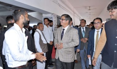 हाई कोर्ट जस्टिस नरेंद्र कुमार व्यास और अतिरिक्त न्यायाधीश बिभु दत्त गुरु ने जिला एवं सत्र न्यायालय मुंगेली का किया निरीक्षण