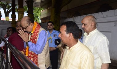 राज्यपाल  रमेन डेका ने रतनपुर में आदिशक्ति माँ महामाया देवी का किया दर्शन*  *पूजा- अर्चना कर प्रदेशवासियों के सुख-समृद्धि और प्रगति की कामना की*