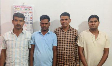 चार जुआरी गिरफ्तार; बीते दिनों मस्तूरी क्षेत्र में जुआ खेलते जुआरियों का विडियो हुआ था वायरल