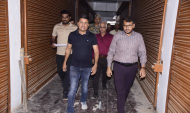 कलेक्टर ने किया स्मार्ट सिटी के निर्माण कार्यों का निरीक्षण