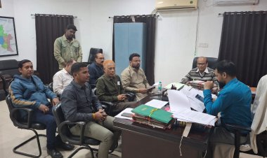 *स्थानीय निकाय चुनाव को लेकर राजनीतिक दलों की बैठक आयोजित*