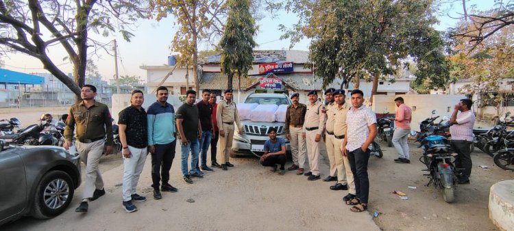 लोरमी पुलिस की बड़ी सफलता: एक्सयुवी  कार से कर रहा था बड़ी मात्रा मे गांजे की तस्करी, 86.250  किलो गांजा के साथ आरोपी गिरफ्तार