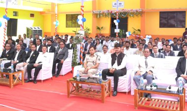*छत्तीसगढ़ उच्च न्यायालय के मुख्य न्यायाधीश रमेश सिन्हा ने मुंगेली जिला न्यायालय में किया नवनिर्मित लॉयर्स हॉल एवं डिजिटल कम्प्यूटर लैब का वर्चुअल उद्घाटन*