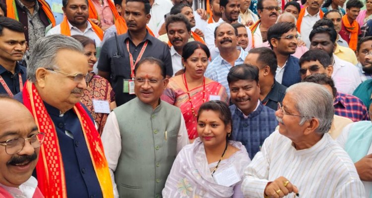 मुख्यमंत्री विष्णुदेवसाय से सौजन्य भेंट में नगर विकास पर हुई चर्चा - हुलसी