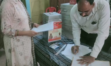 सुशासन तिहार: अपर कलेक्टर ने किया नगर पालिका का निरीक्षण