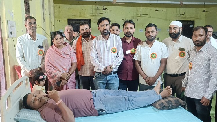 नवरात्रि के अवसर पर सृजन मंडली ग्रुप द्वारा नगर मे किया गया  निशुल्क रक्तदान शिविर का आयोजन