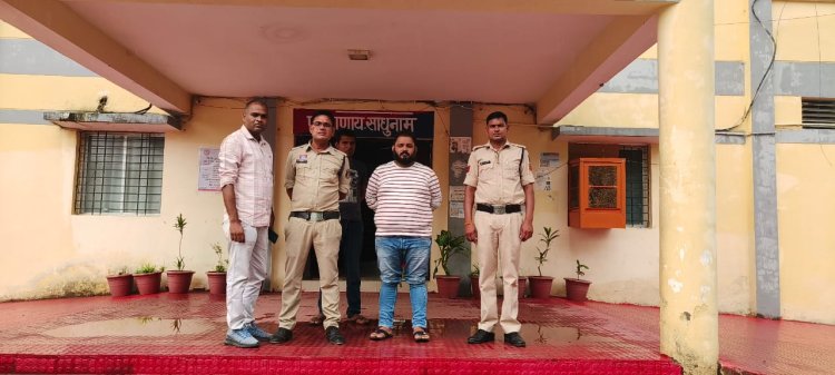 आईपीएल  पर सट्टा खेलाते हुये एक आरोपी को पुलिस ने किया गया गिरफ्तार