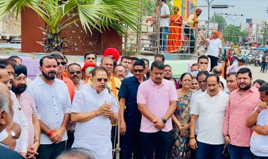 *बलिदान दिवस पर याद किए गए डॉ श्यामा प्रसाद मुखर्जी,भाजपाइयों ने दी श्रद्धांजलि*