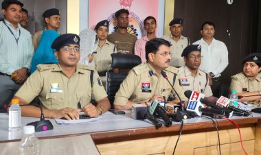 *बड़ी ख़बर : चकरभाठा थाना क्षेत्र में हुए अंधे कत्ल की गुत्थी पुलिस ने सुलझाया,रिश्तेदार ही निकले आरोपी, सास पत्नी दोस्त सहित चार गिरफ्तार*जानिए पूरा घटनाक्रम*